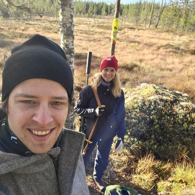 BRORSSON Mona, Det blev mer
grillad korv än
älg...
Men vi fick ändå
några jättefina
dagar i skogen!🍂
Nu är det
tillbaka till
skidskyttegeväre
t igen. 🎯