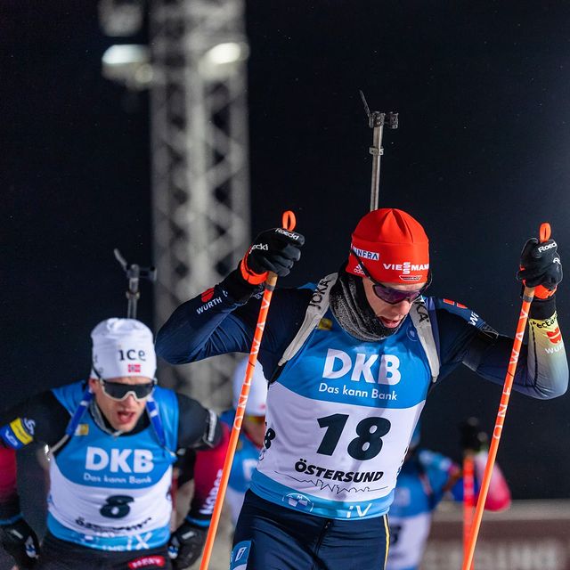 REES Roman, Yes Platz 13 in
der Verfolgung
😁✌🏻
Damit hab ich
nun auch mein
zweites Top 15
Ergebnis und die
Olympianorm
schon mal
gecheckt ✅
@viessmann_sport
@lottobw
@e.infra
@jokasportiv
@madshus1906
#SeriouslyFast
@onewaysport
#zollskiteam
📸@k_voigt_fotogr
afie