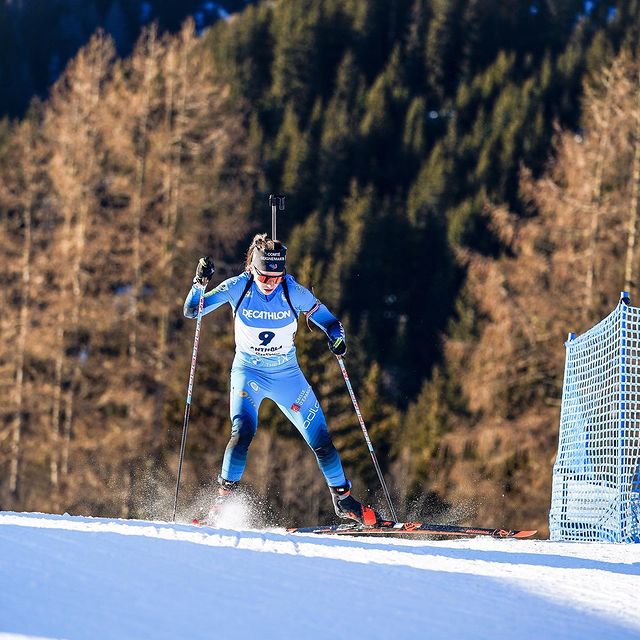 CHEVALIER Anais, 3ème sur cette
mass-start, très
heureuse de
finir là-dessus
! Place à la
recup avant la
Chine 🇨🇳
📸 @nordicfocus
#equipefrancedou
ane
#comtéseignemart
in
#vercors
#kiwiprecision