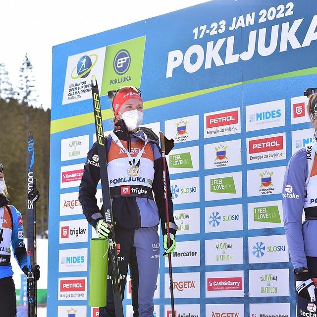 SPARK Lisa Maria, Junior European
Championships
✔️🇸🇮 happy to
share the podium
with
@selinagrotian
and
@jeanne_rchrd in
yesterday’s
pursuit!😊🥉🤌🏼
Thanks to the
whole team for
this week!
#spitzensportpol
izeibayern
#bioteaque
#viessmannsport
#pokljuka
#europeanchampio
nships
#jokasportiv
#biathlonfamily
#biathlonteamger
many
#anotherbestday.
📸: @bhoto.de