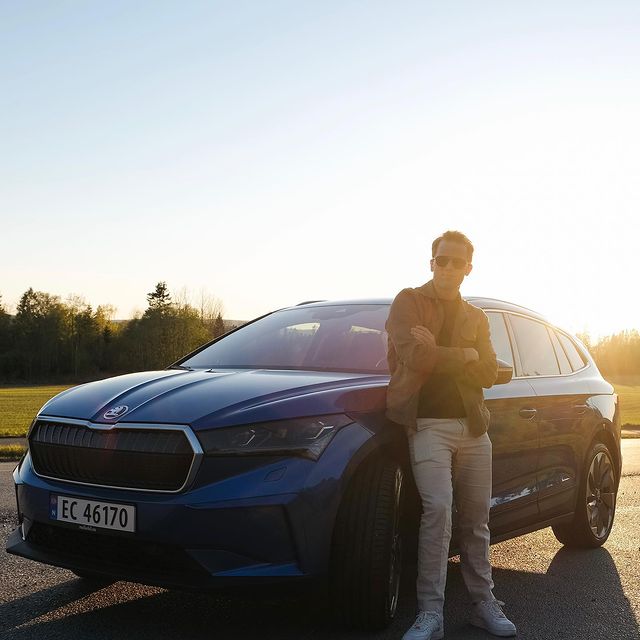DALE Johannes, New car from
#møllerbilhvam 🤤
This time fully
electric⚡️
#enyaq #reklame