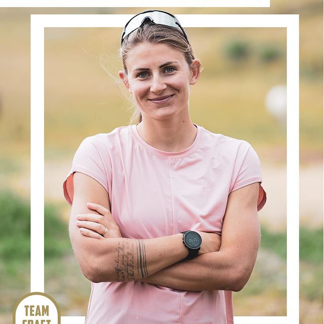 BRAISAZ Justine, 𝑩𝒊𝒆𝒏𝒗𝒆𝒏𝒖𝒆 𝒅𝒂𝒏𝒔
𝒍𝒂 #𝐓𝐞𝐚𝐦𝐂𝐫𝐚𝐟𝐭
@braisazjustineo
fficiel 🤝
🏆 La récente
médaillée d'or à
Pékin sur la
mass-start et
actuelle
détentrice du
petit globe de
crystal de la
même épreuve
rejoint la Team
Craft.
📸 @noa_barrau