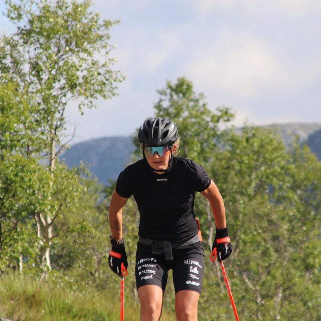 BRAISAZ Justine, Sirdal avec
@fedfranceski
Bientôt le
@blinkfestivalen
😁!!
@craftsportswear
fr
@blizeyewearfr
@onewaysport
@fischernordic